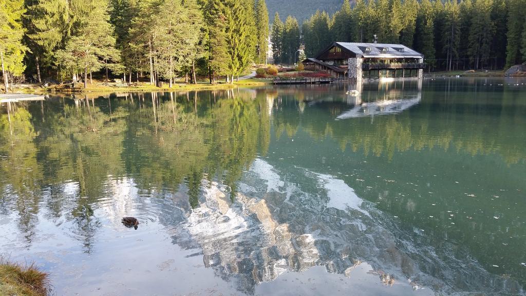 Chalet Al Lago San Vito di Cadore Bagian luar foto