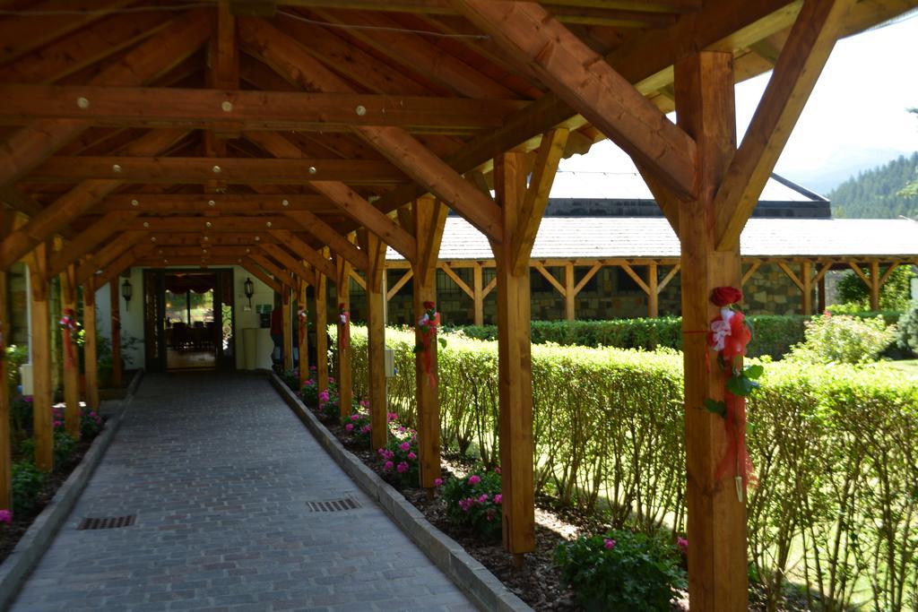 Chalet Al Lago San Vito di Cadore Bagian luar foto